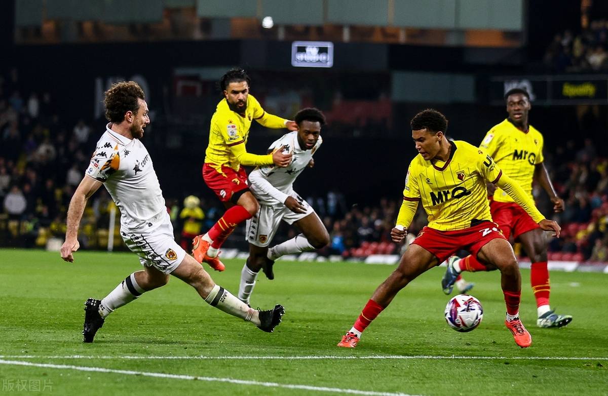 关于南安普顿主场小胜伯恩利，球队连胜助力保级的信息