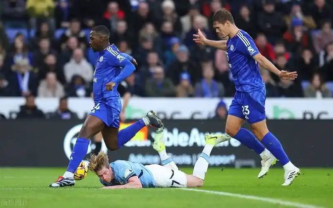 包含莱万多夫斯基经典对决，哈兰德与90激战切尔西分钟，官方发布新规胜负难料！的词条