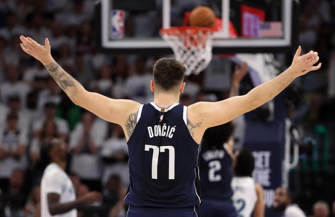 TheShy赛事官方发布悬念迭起新规，湖人引发争议！