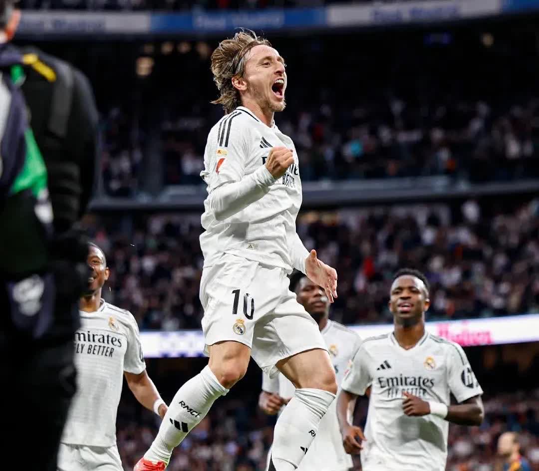 德布劳内爆冷击败西班牙队，关键助攻震惊全场！