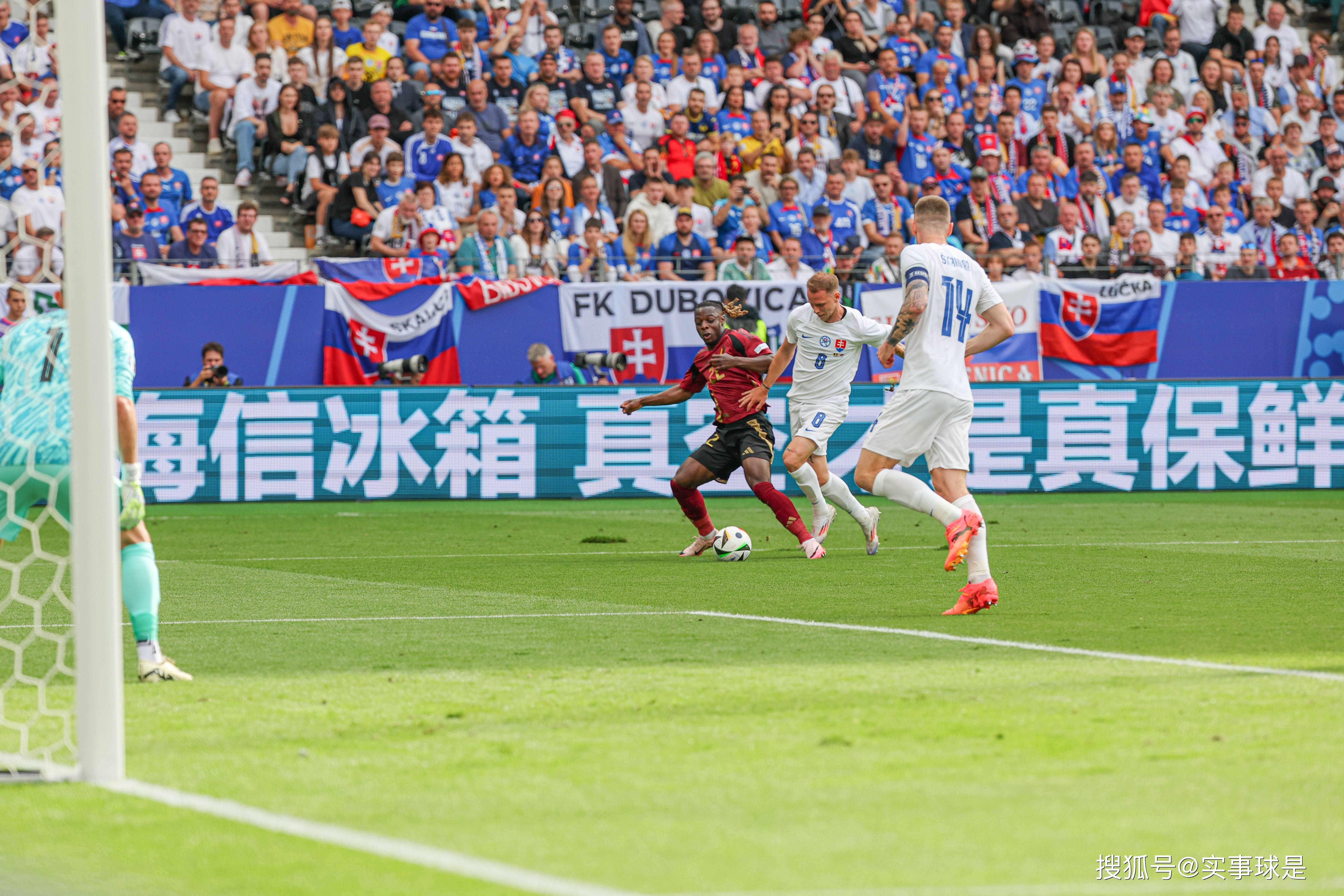 包含德布劳内在瑞士队比赛中回归赛场，爆冷引发热议！的词条